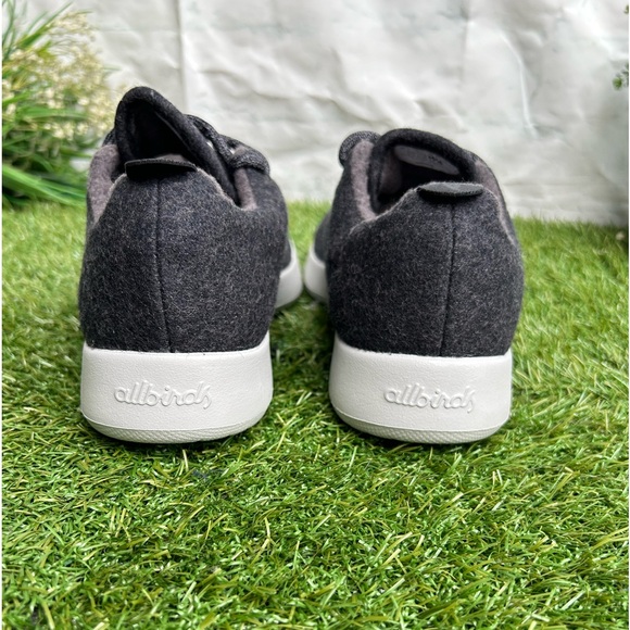 allbirds Women Wool Runners , True Black (Cream Sole) Size 6 NEW
$98 - Picture 6 of 16